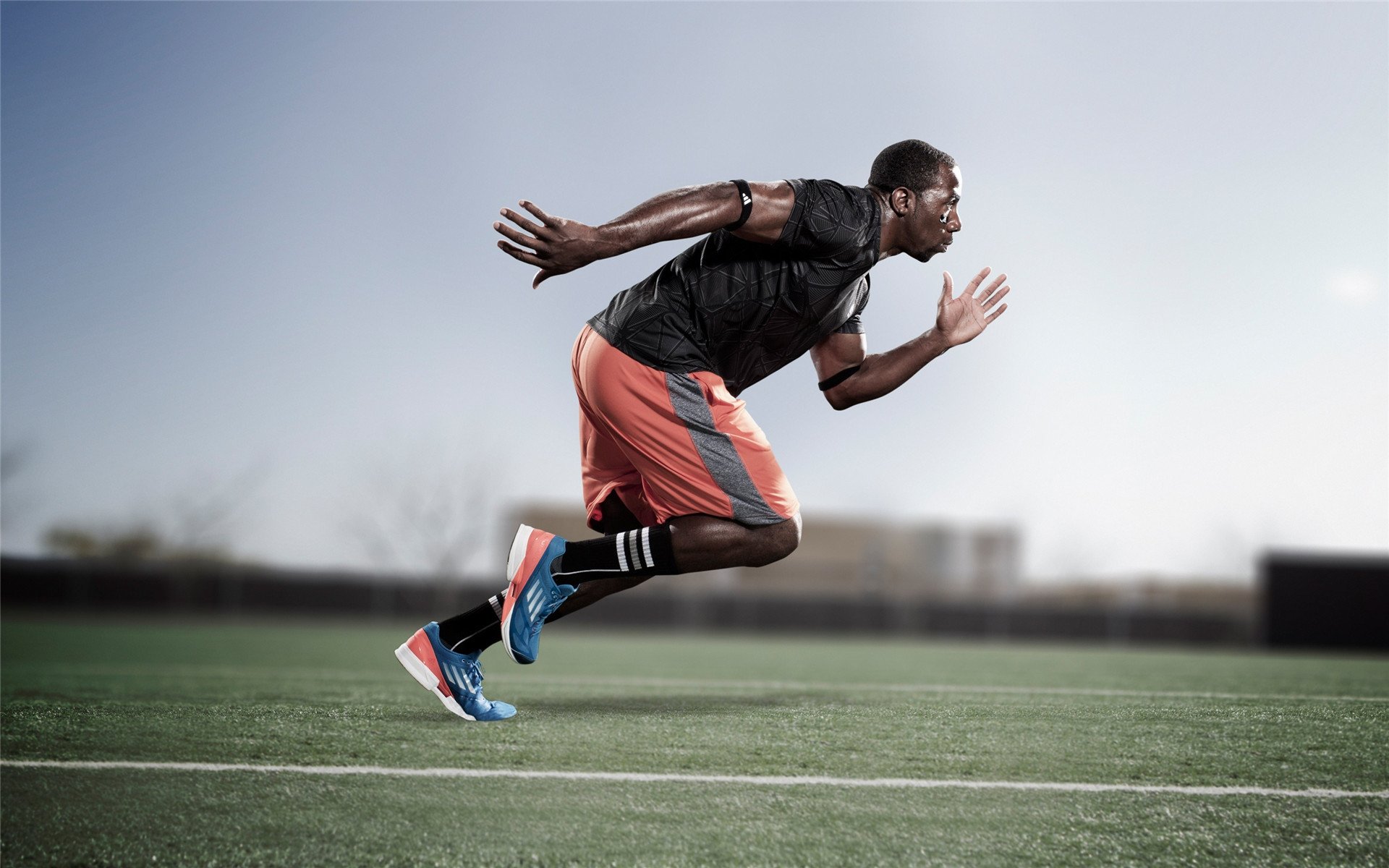 奥运周期关键战之夜，拉什福德点燃赛场