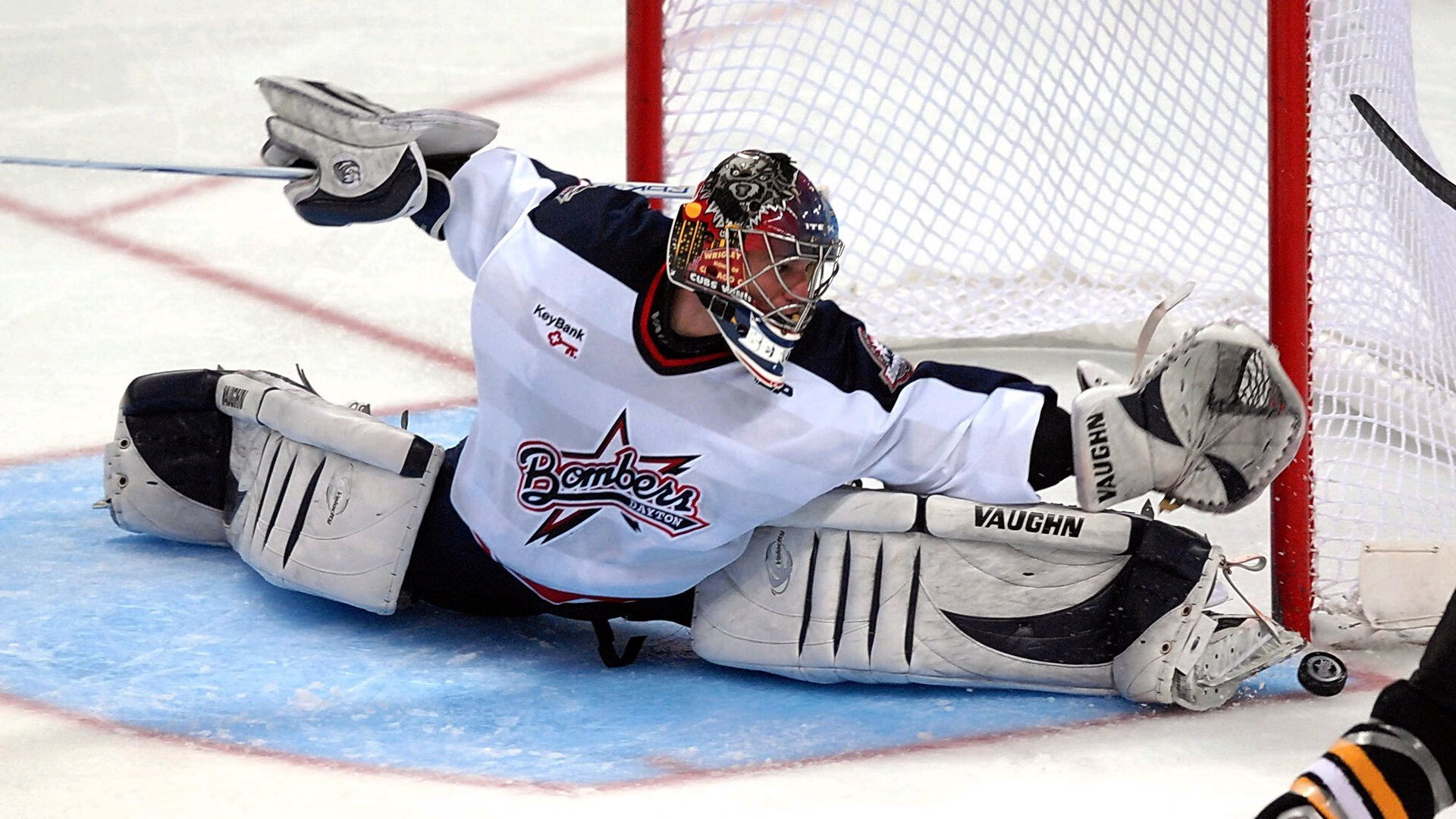 当铁骑停下脚步，楚阿梅尼的炽热与英格兰的华沙之夜