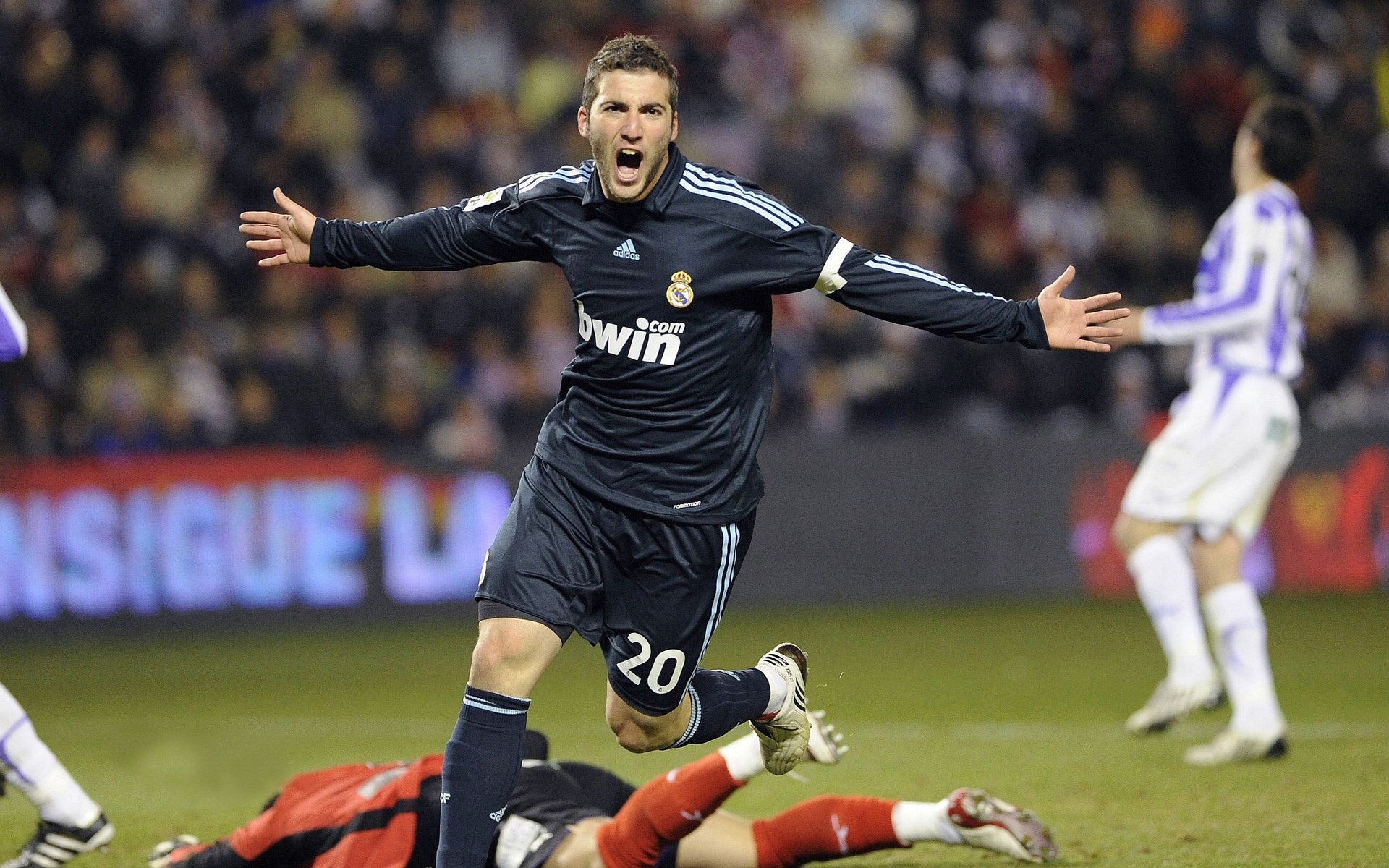 森林狼轻取公牛，班凯罗点燃赛场，新生代力量的崛起之夜