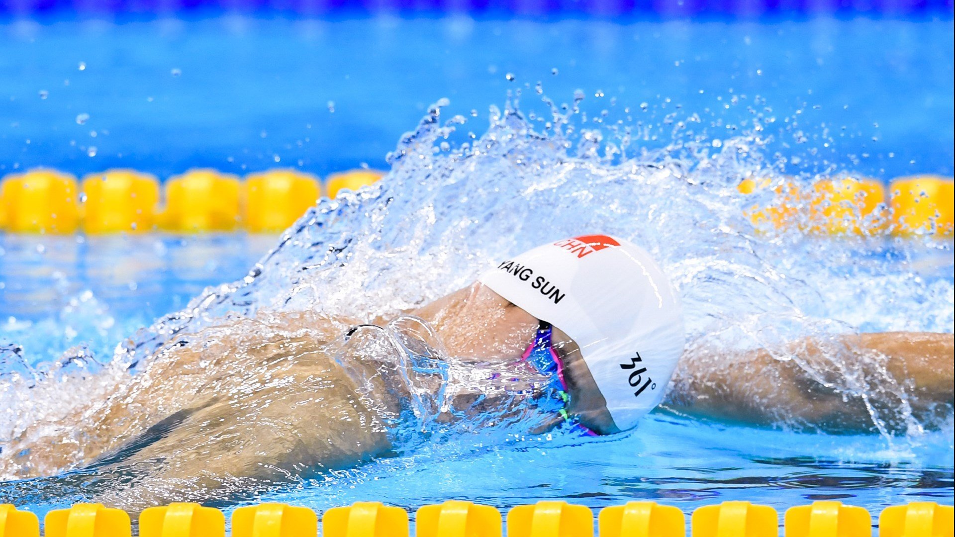 黄鸭组合扛旗破局，中国队轻取泰国队展团队韧性